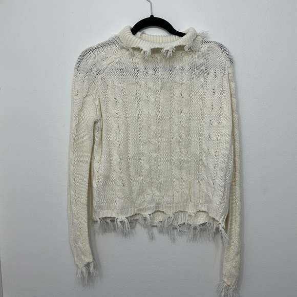 Sweater - Picture 1 of 3